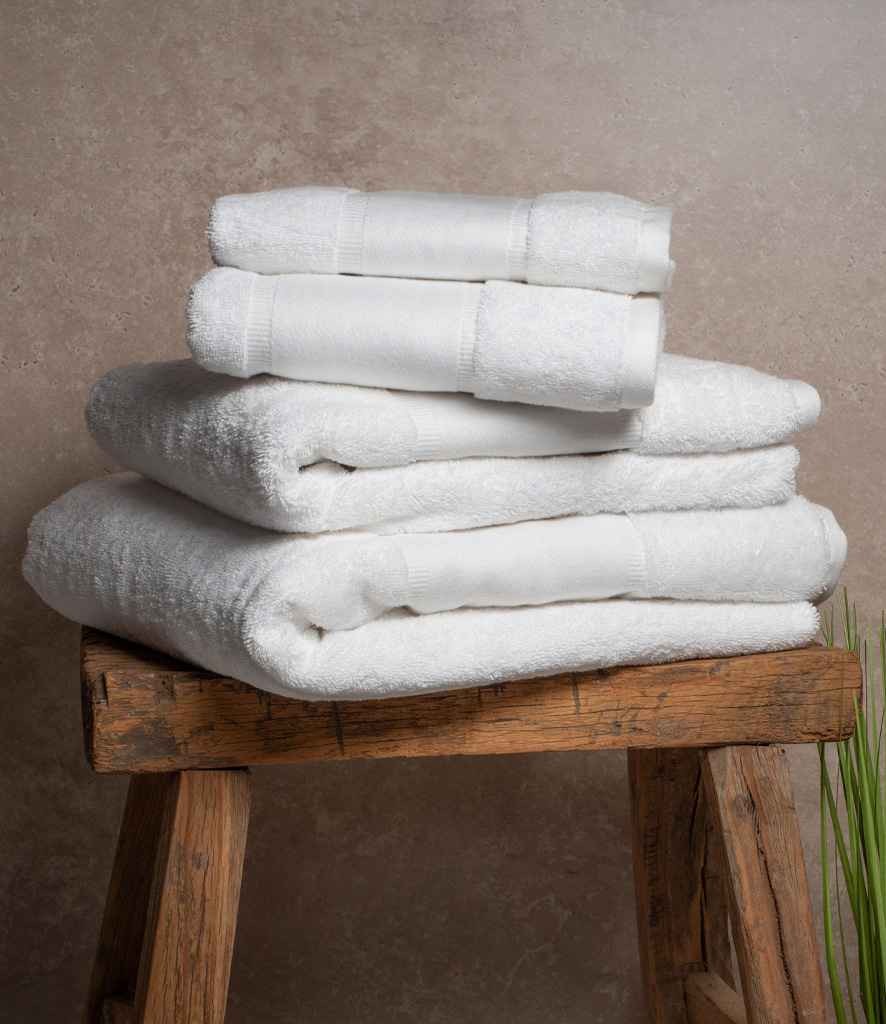 TC504 WHI ONE