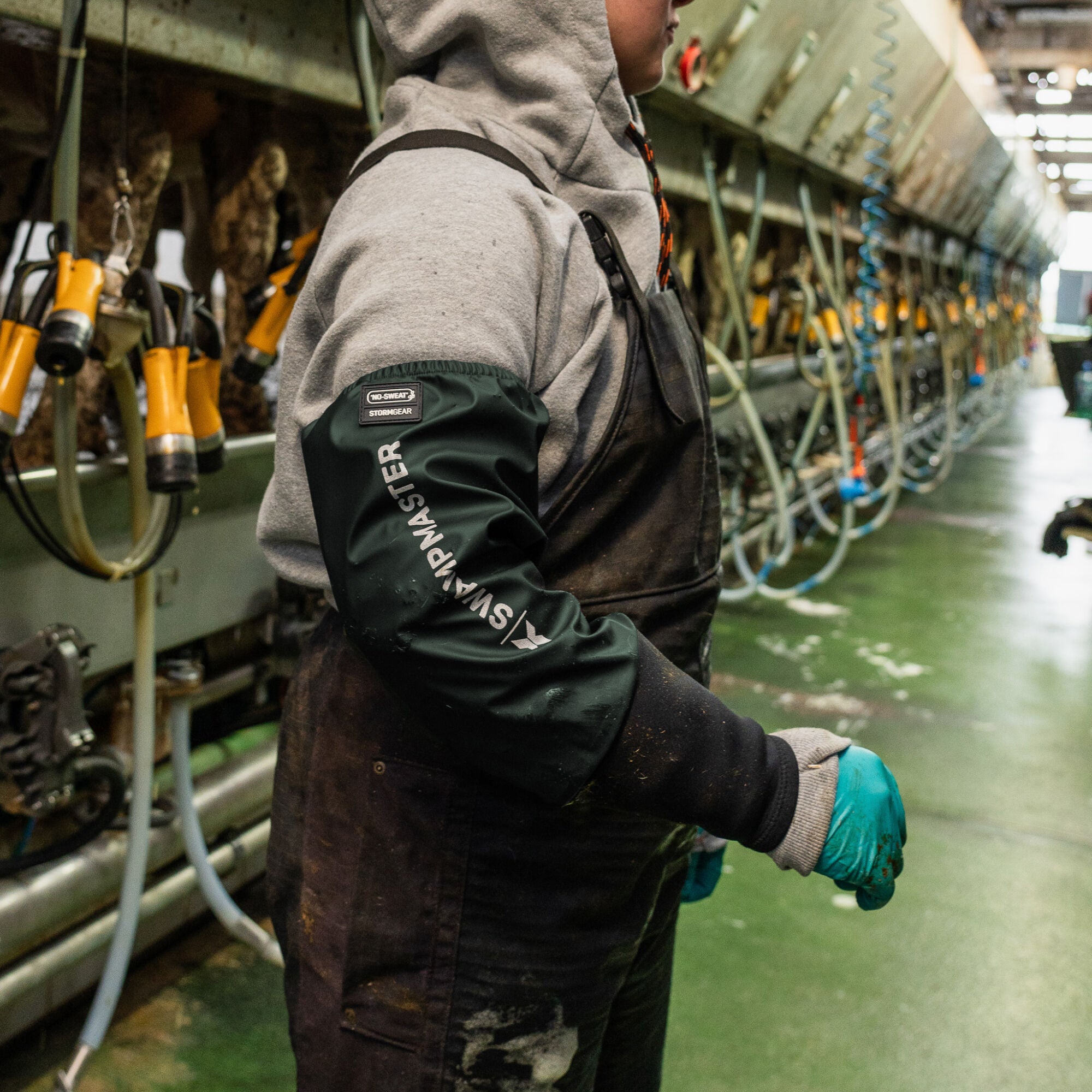 Swampmaster No-Sweat Stormgear Waterproof Dairy Sleeves